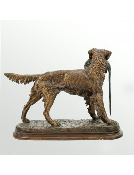 Hunting dog holding a pheasant, signed Jules MOIGNIEZ (1835-1894)