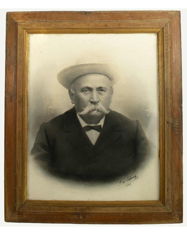 Original large framed portrait photograph, signed & dated 1912