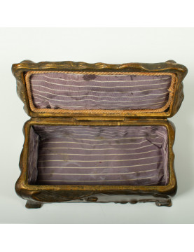 Coffret à bibelots - Art Nouveau - marquée "JB Signifies the Best"